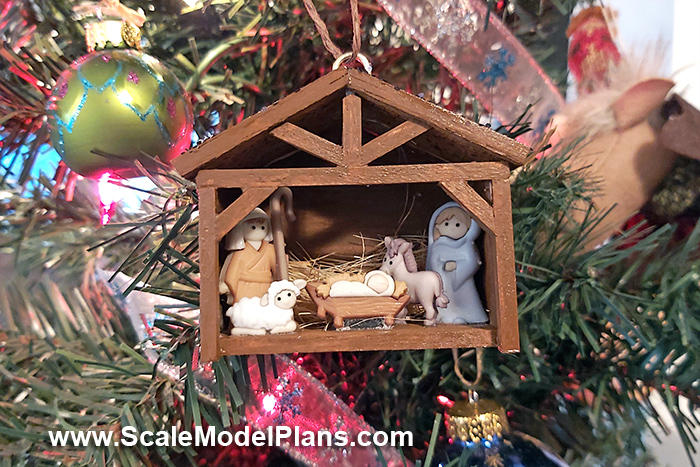 Glitter Houses from Christmasvillage.co